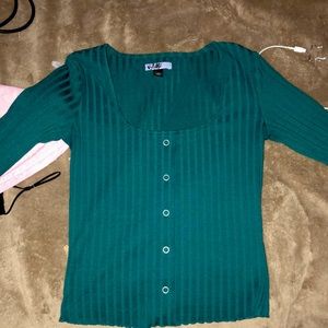 this is a “U neck Blue long sleeves” shirt. It’s size S